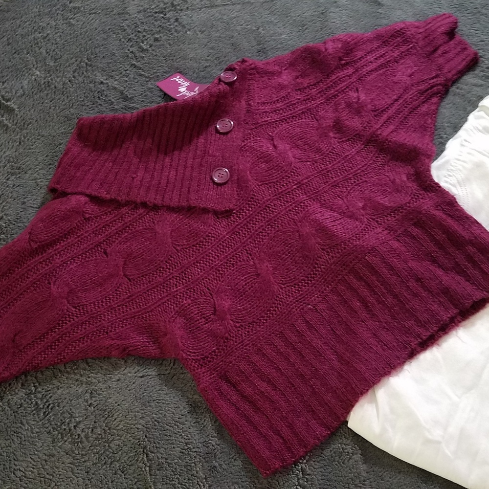 Women's cropped sweater